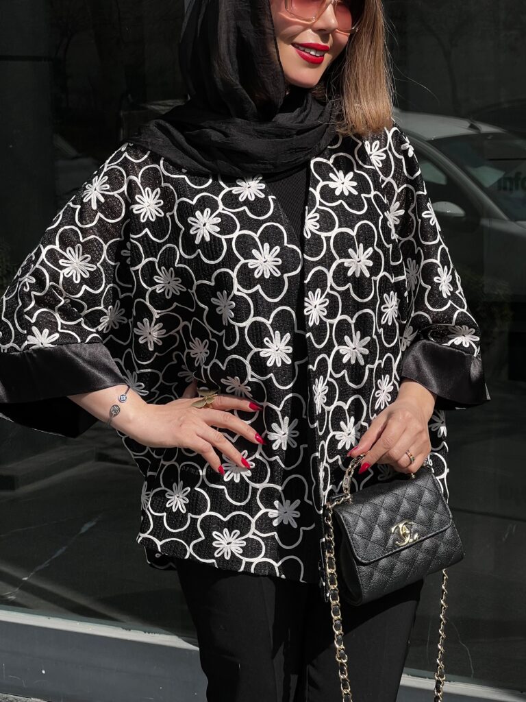 عروسکی (ارسال فوری)